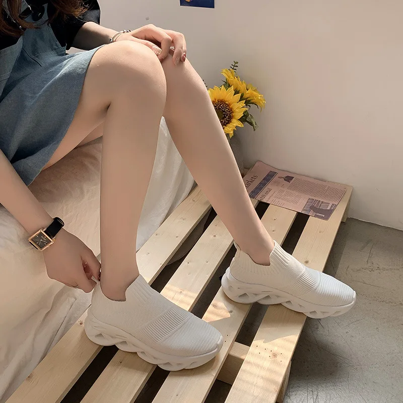 

Summer and Autumn New Products Women's Single Shoes 2021 Mesh Breathable Trend Casual Shoes All-match Fashionable Sneakers Women
