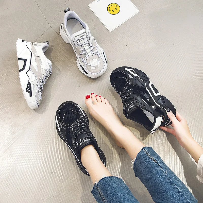 Кроссовки женские на толстой резиновой подошве Повседневная пляжная дышащая