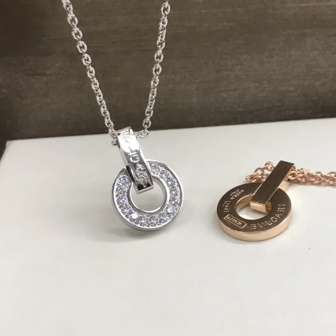 

Classic new BV titanium steel round plate full of zircon ladies necklace simple fashion exquisite holiday gift