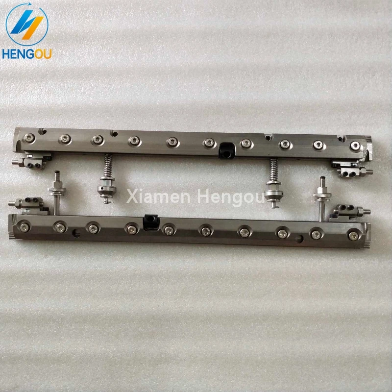 

2 Set GTO46 Quick Action Plate Clamp and 2 Set GTO52 Quick Action Plate Clamp