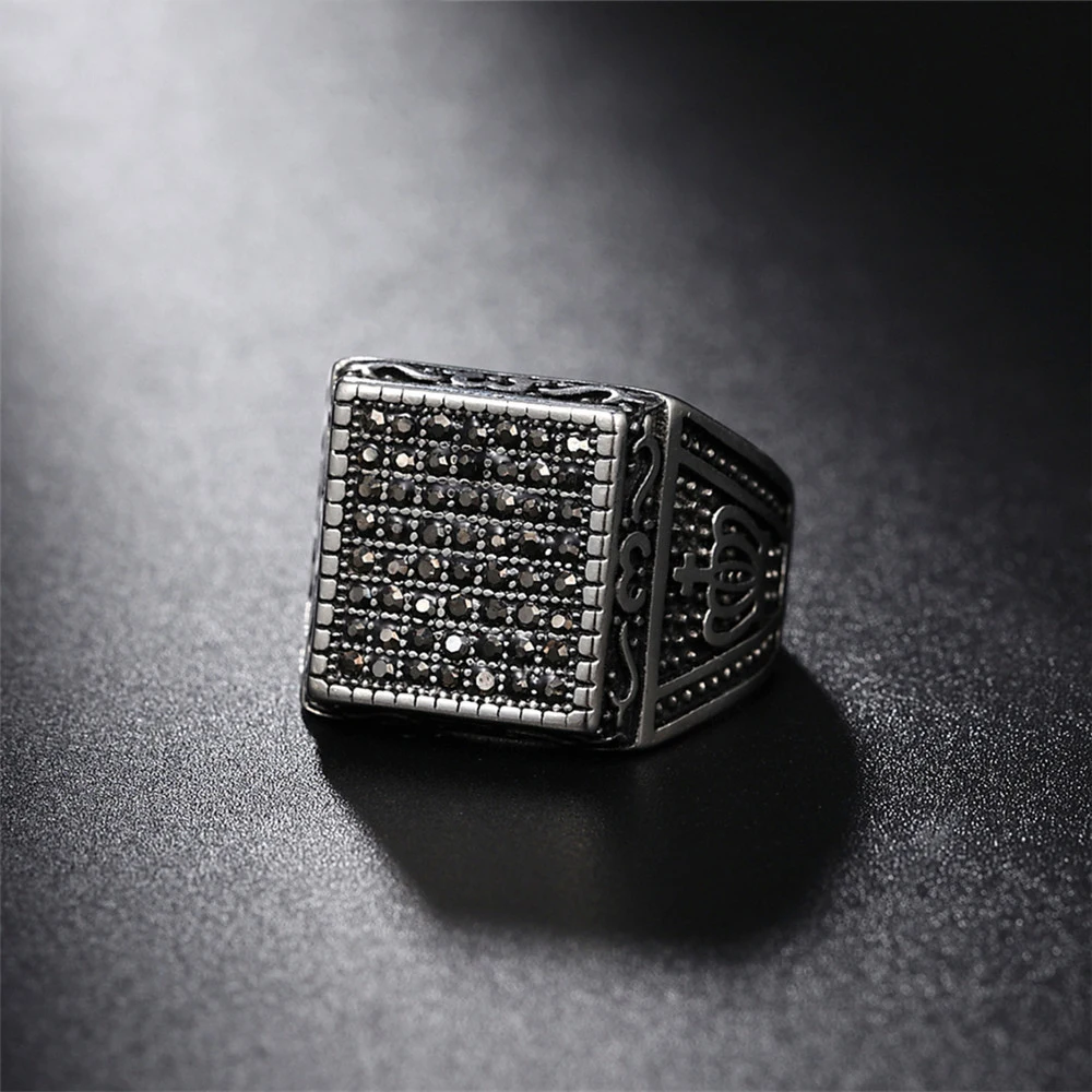 Мужское кольцо из нержавеющей стали Золотое с императорской короной и