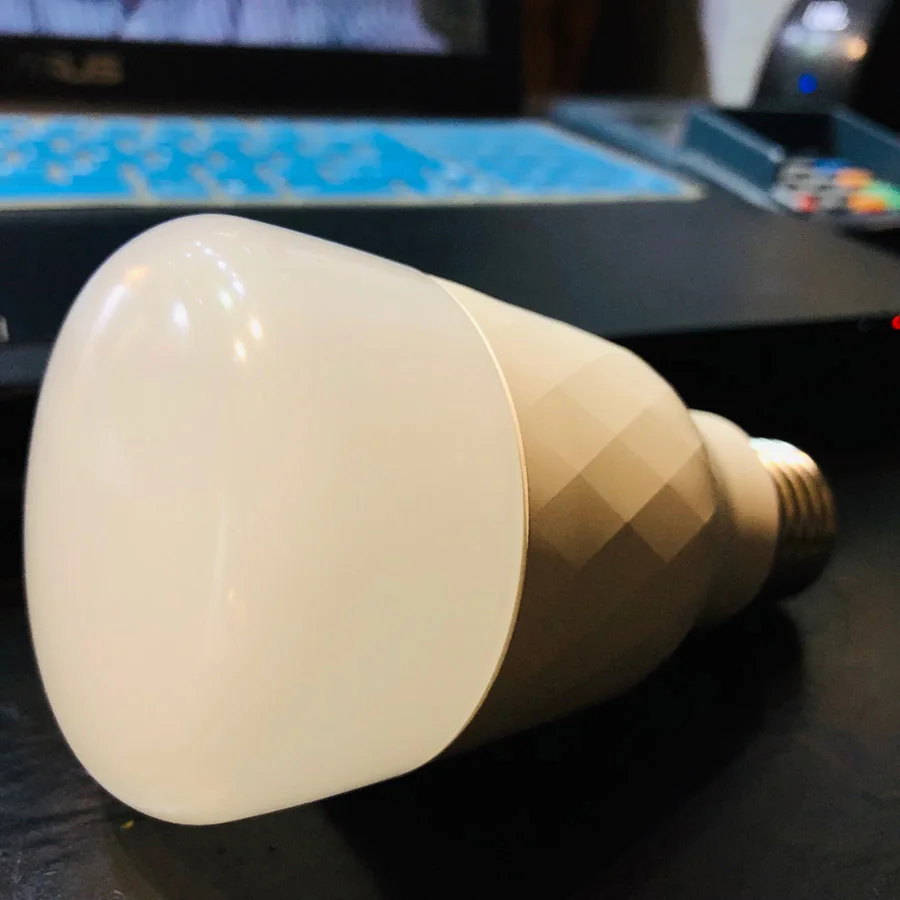 Глобальная версия крепление для спортивной камеры Xiao mi Yeelight Смарт светодиодный лампы Красочный 800 люмен 10 Вт E27 лимон умная лампа для mi Home приложение белый параметр/RGB