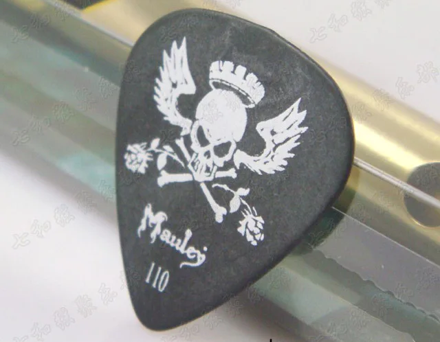

20 Pcs Black Frosted Skull Style guitar picks Plectrums 1.10MM Thickness