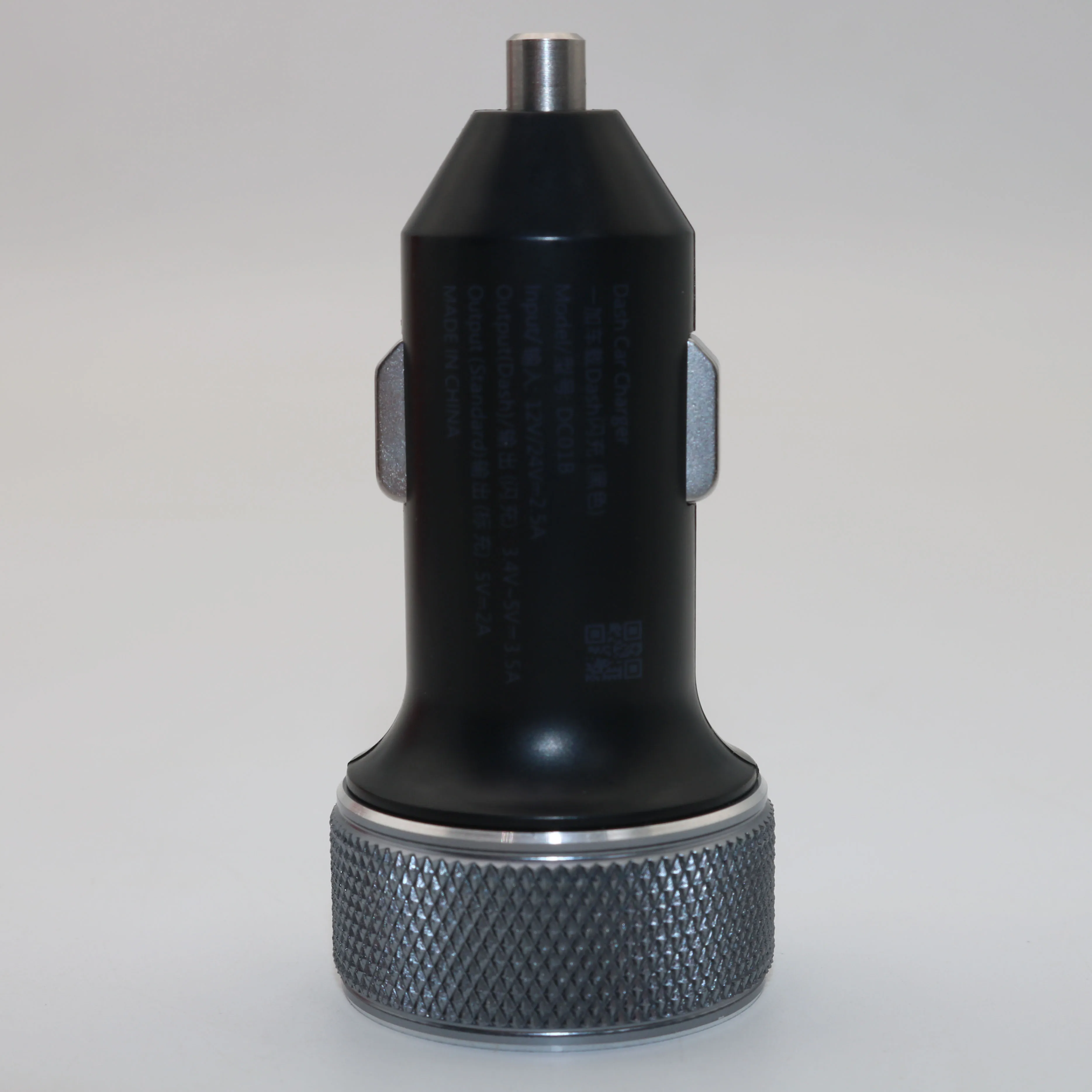 Оригинальное автомобильное зарядное устройство OnePlus 5В 4A для приборной панели