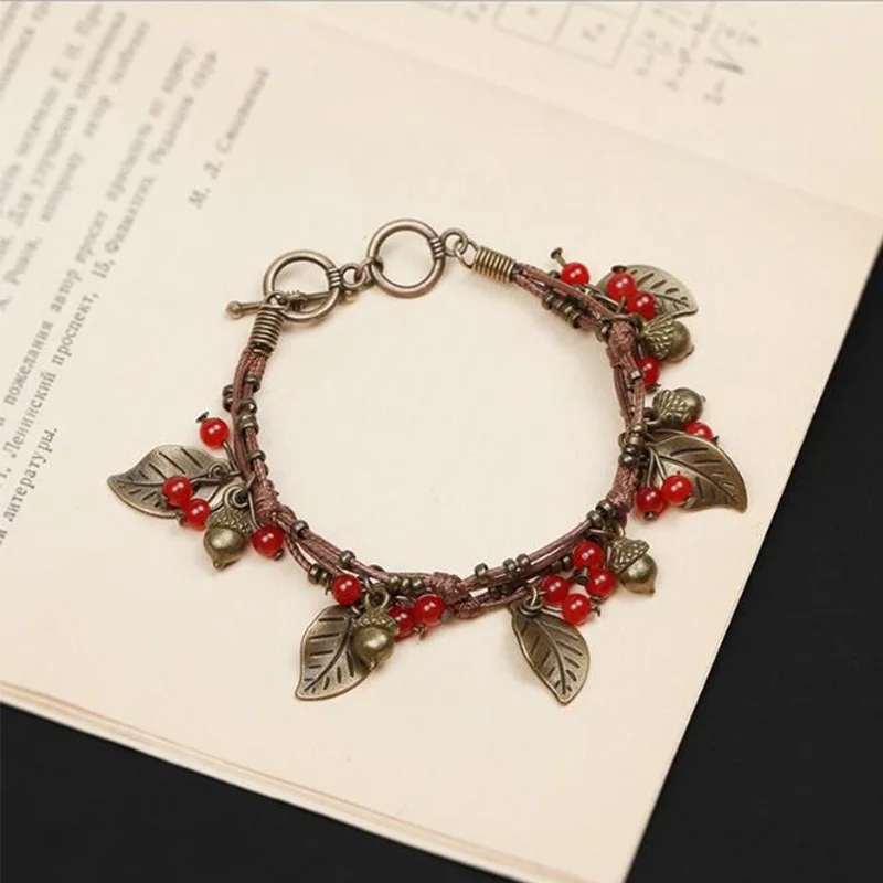 Red 2 WEIYU, винтажные очаровательные браслеты с зелеными/синими/красными вишнями и браслеты для женщин, ювелирное изделие, браслет с подвеской в виде листьев соснового ореха, mujer pulsera - Окраска металла: Red 2