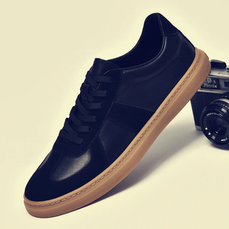 spesifikasi Sepatu Modis Pria Musim Gugur 2021 Populer Sepatu Kasual Kulit Asli Putih Sneakers Kasual Flat Pria Nyaman Ukuran 38-44