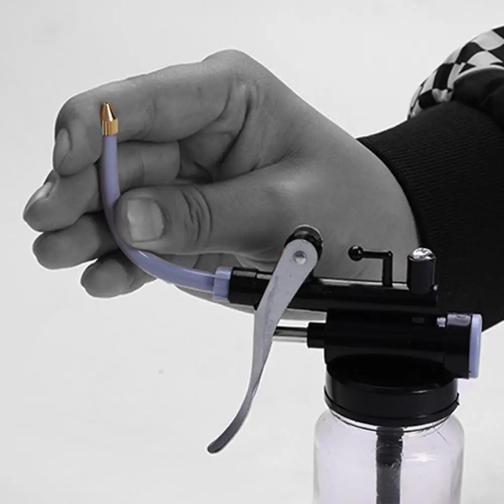 New Grease Gun Oil Pump 250ml Can Plastic Transparent Hose High Pressure Oiler Mini Injector |