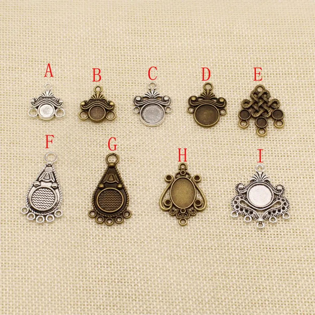 

10 Pcs Graceful Jewelry Pendant Round Slivery And copper-colored For mens' And women's Decoration