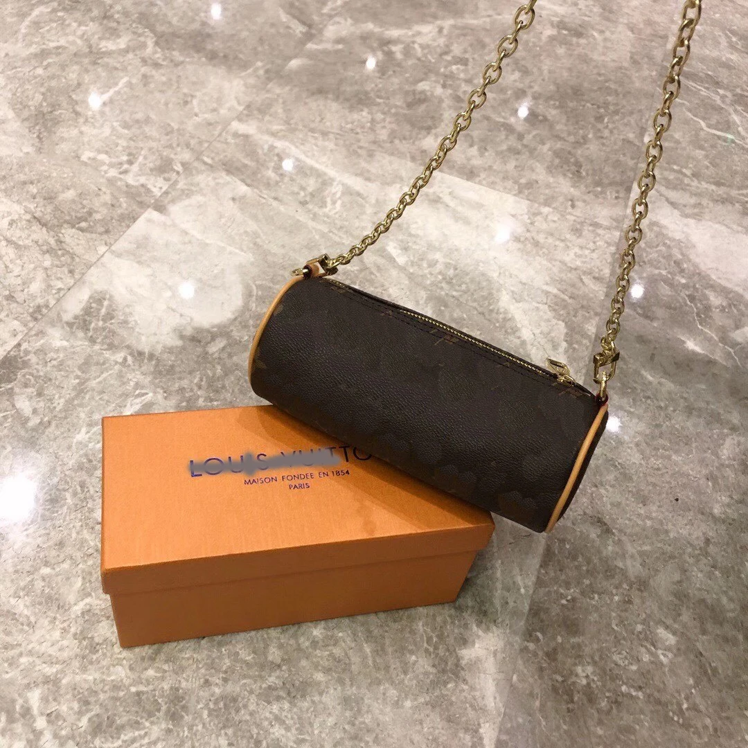 

Hot Selling Luxury Women Shoulder Bag Women Letter Baguette Bag Fashion High Quality Bag For Women Handbag Cosmetic Bags