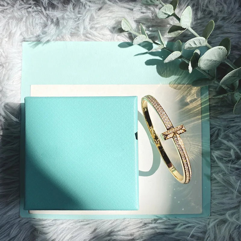 

2021 new arrival jewelry cubic zirconia cuff bangle bracelet for women best gift