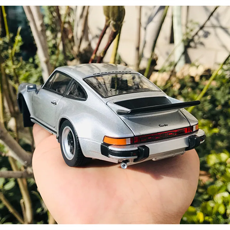 Welly 1:24 1974 Porsche 911 Turbo3.0 литого металла сплава модель игрушечный автомобиль 2 для