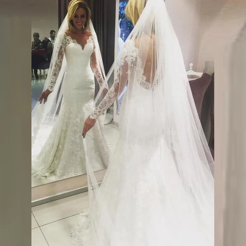 

2020 Gorgeous Mermaid Lace Long Sleeve Bridal Wedding Dresses Backless Plunge V Neckline Wedding Gowns for Bride Appliqued