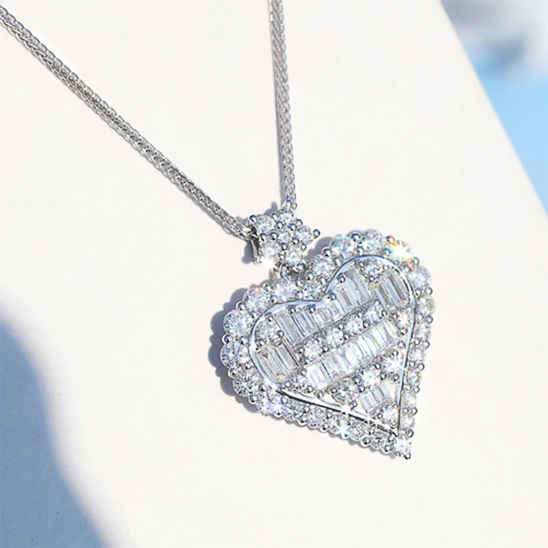 

Dazzling Heart Cubic Zirconia Charm Women Necklace Love Birthday Gift Formal Occasion Party Pendent Necklace Jewelry