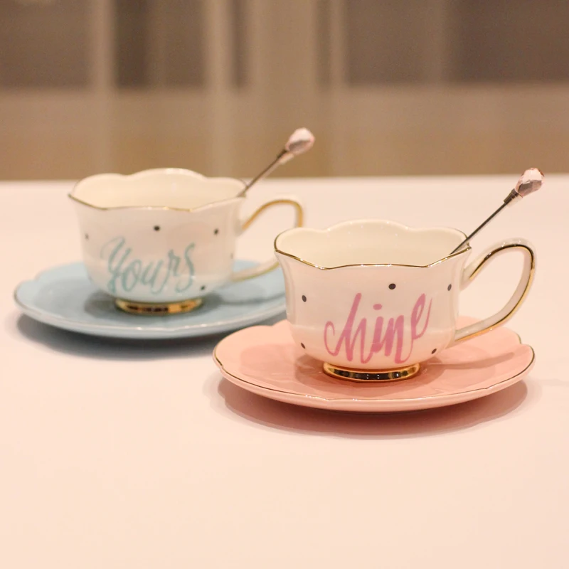 

European Ceramic Coffee Set Saucers Porcelain Royal Modern Reusable Tea Cup Set Gold Rim Pink Fancy Tea Xicara Drinkware EB50BD