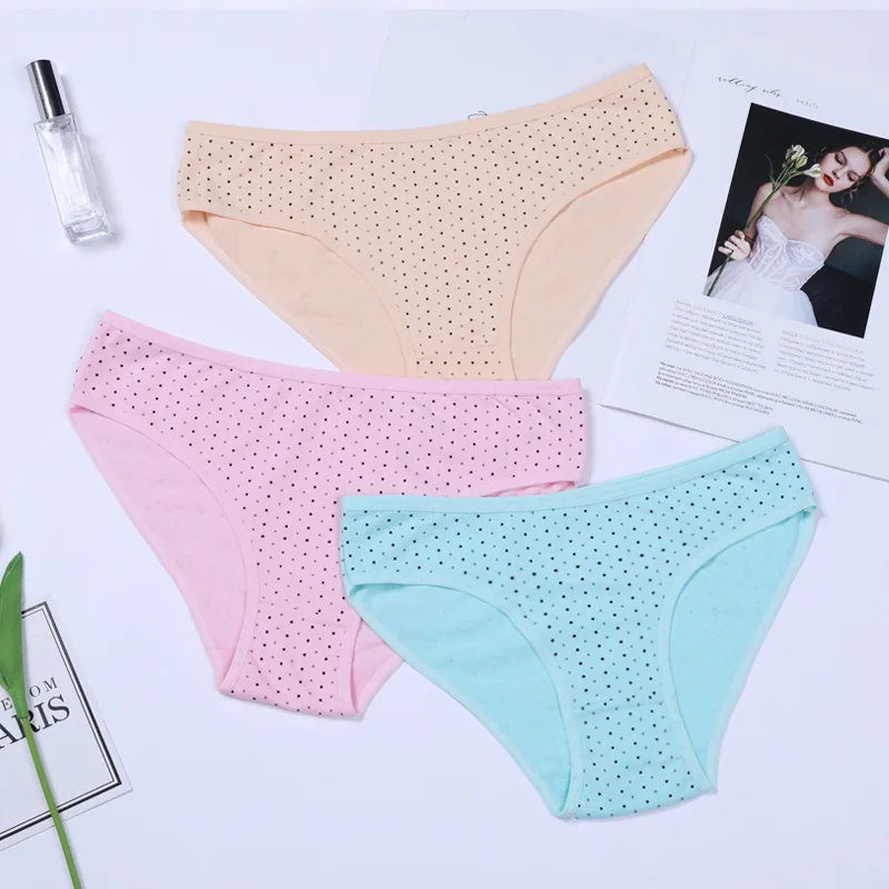 

New Korean Style Polka Dot Underwear Women 's Purified Cotton Crotch Cute Girl Breifs Breathable Mid Waist