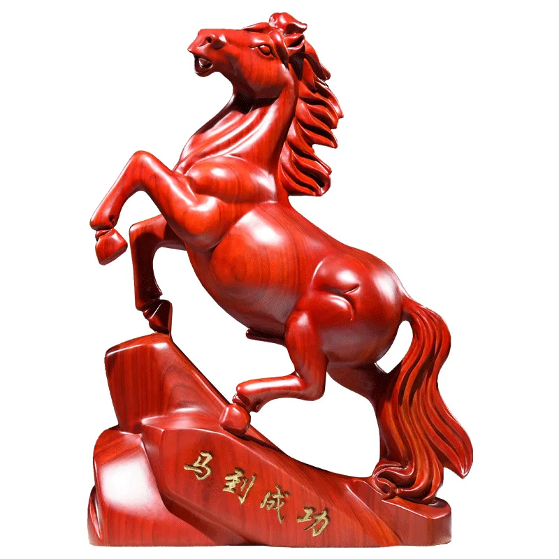 Лошадь из массива красного дерева для успеха | Дом и сад