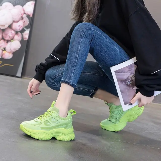 Женские кроссовки на вулканизированной подошве повседневные из натуральной