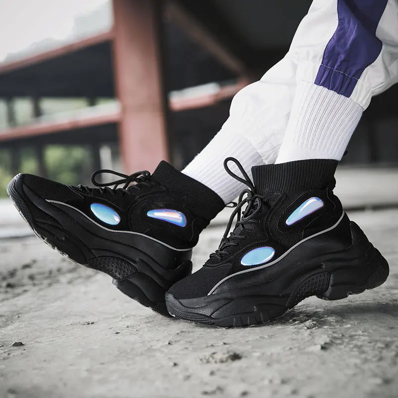 Женские кроссовки на платформе Vanmie Белые Повседневные блестящие с высоким