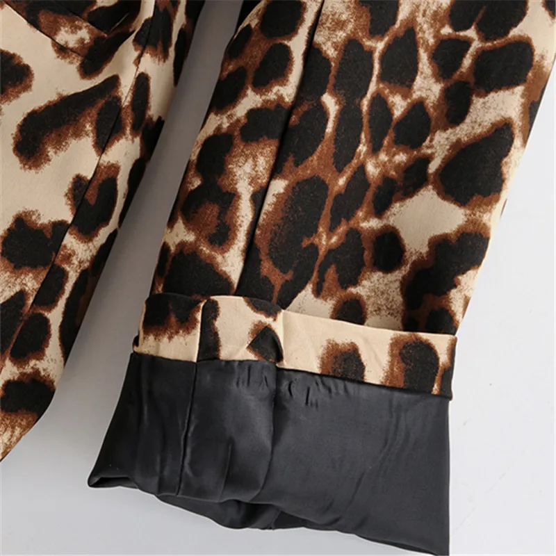 

2021 Autumn Fashion With Belt Leopard Print Blazer Coat Women Vintage Long Sleeve Female Outerwear Loose Suit Ladies Tops H1191