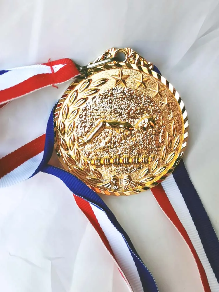 1 шт. медаль для плавания золотого цвета и мягкая эмаль сувениры с цветной лентой