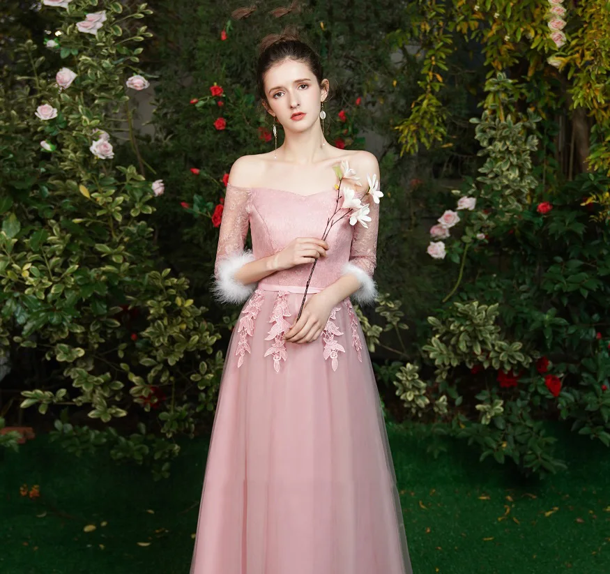 Свадебные платья невесты из тюля розовые элегантные с вырезом лодочкой а силуэт