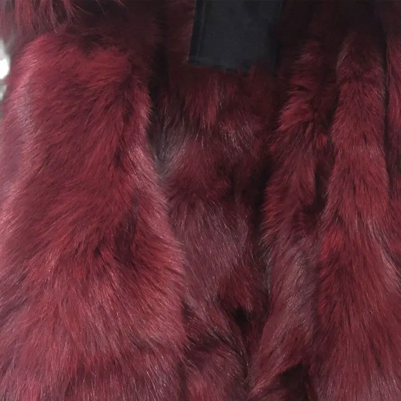 Рисунок 5 - Женская короткая парка на лисьем меху