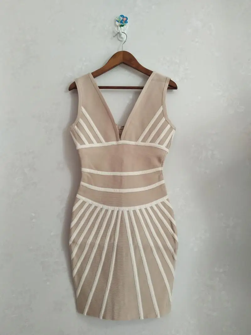 Женское облегающее мини-платье Leger Babe платье в полоску с глубоким v-образным