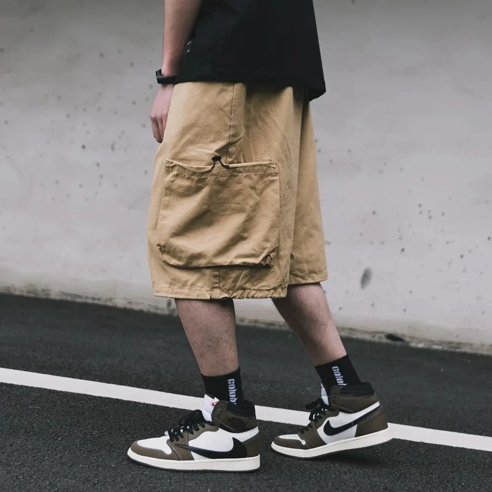 

Japanese tide over-the-knee loose tooling shorts male outside in the summer wear popular logo ins hip-hop 5 minutes of pants
