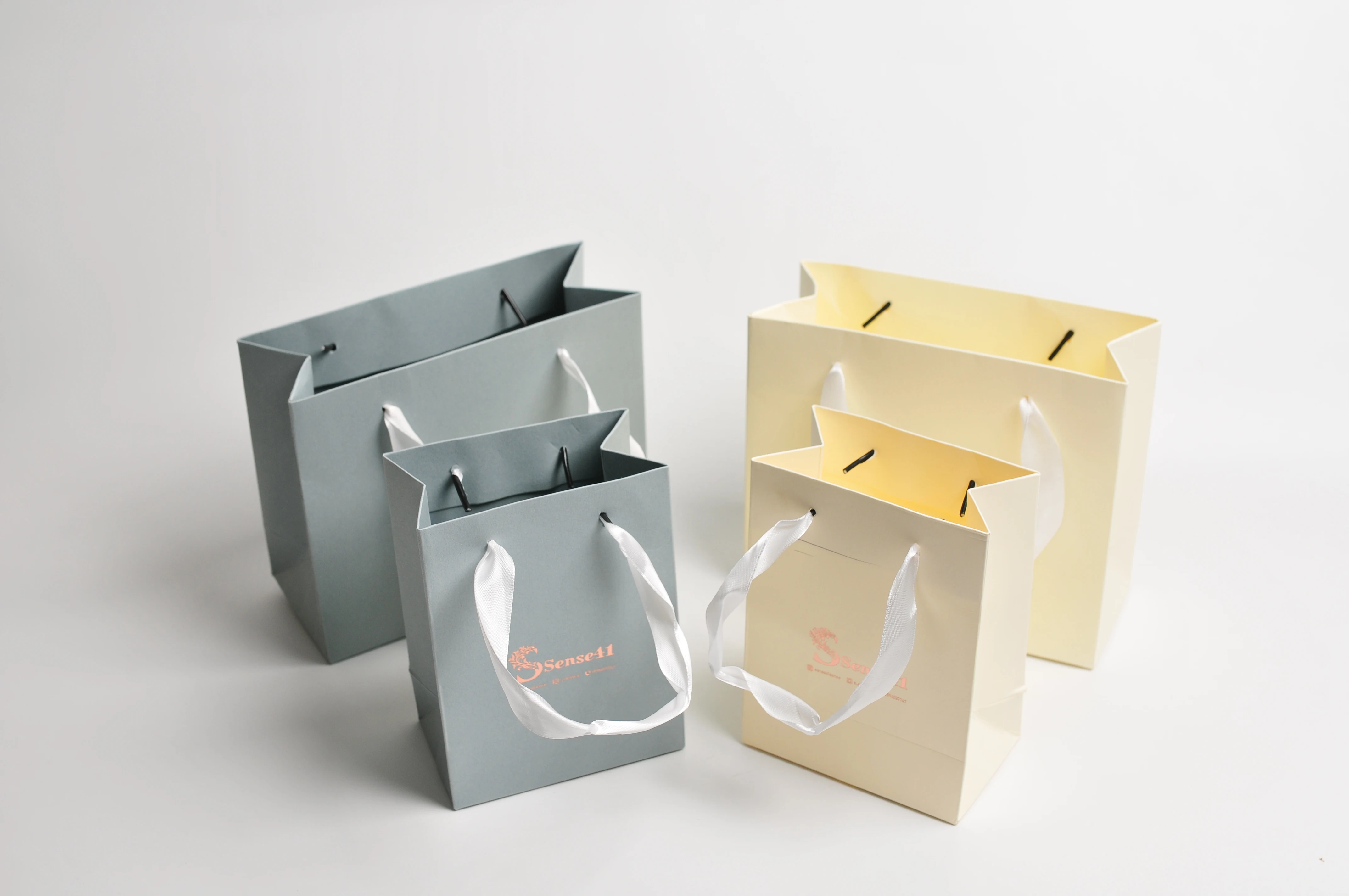 50pcs lot color kraft paper bag with handles Festival gift bag High Quality shopping bags custom logo