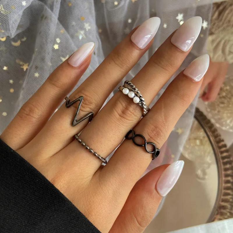 

2021 New 4 Pcs/set Vintage Black Chain Geometric Pearl Ring Set for Women Girls Jewelry