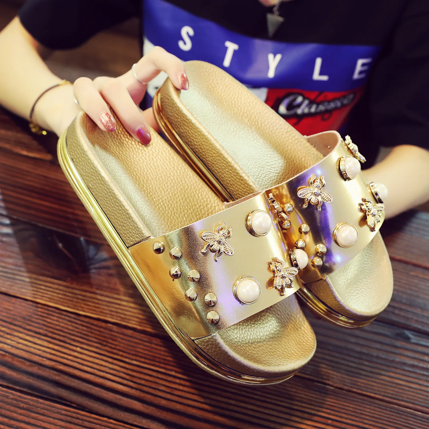 Шлепанцы SWONCO женские летние тапочки на платформе без застежки цвет черный лето