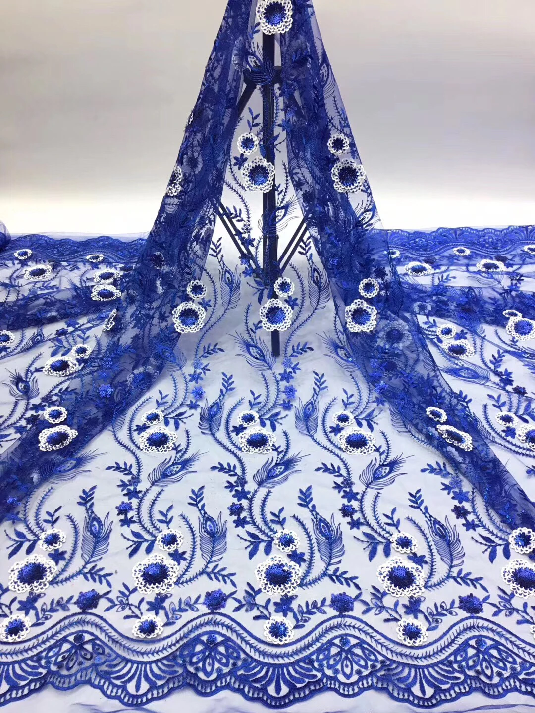 

Blue Nigerian Sequins Lace Fabric Idian Nigerian Lace Fabric Embroidery Net African Tulle French Lace Materials For Women LR9124
