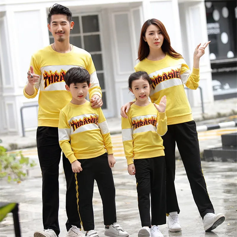 Новинка 2019 Семейные комплекты футболка для всей семьи|Сочетающаяся одежда семьи|