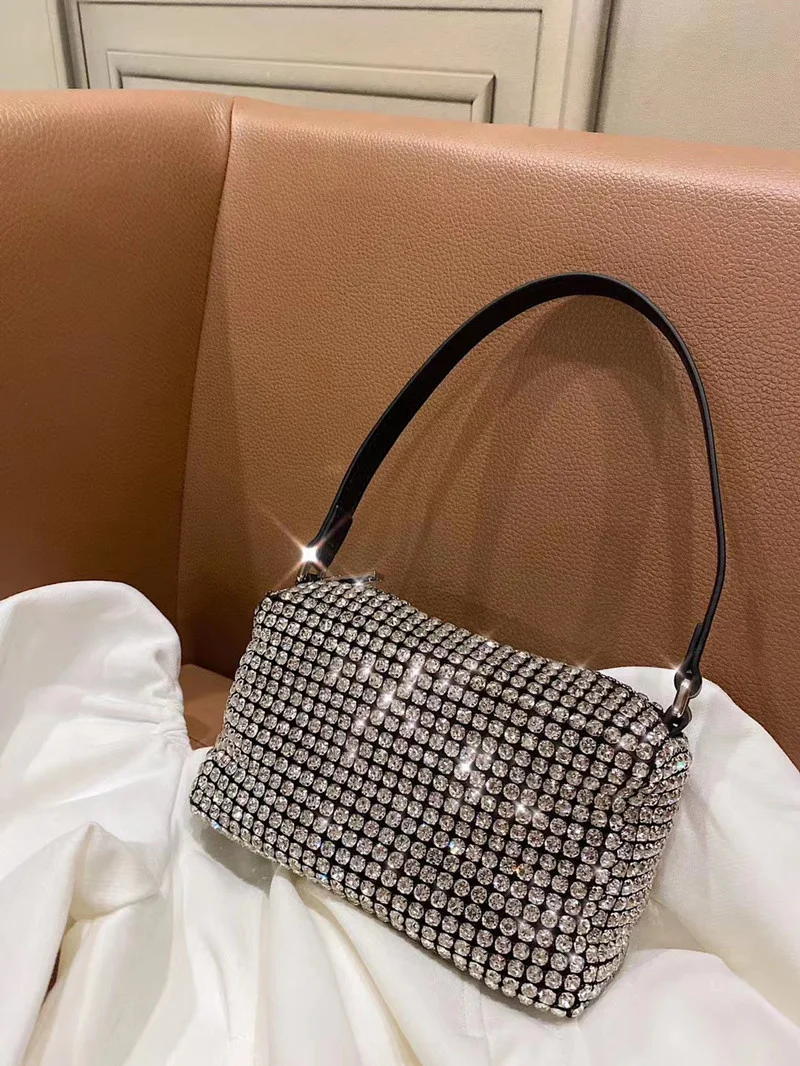 

2021 new women's shoulder bag bag female bag with box underarm bag portable small square bag with diamonds
