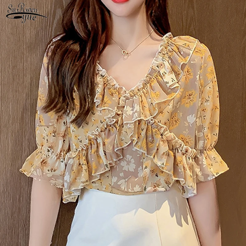 

Блузка женская шифоновая, с цветочным принтом, свободного покроя, с V-образным вырезом, с коротким рукавом, в Корейском стиле, лето 2021