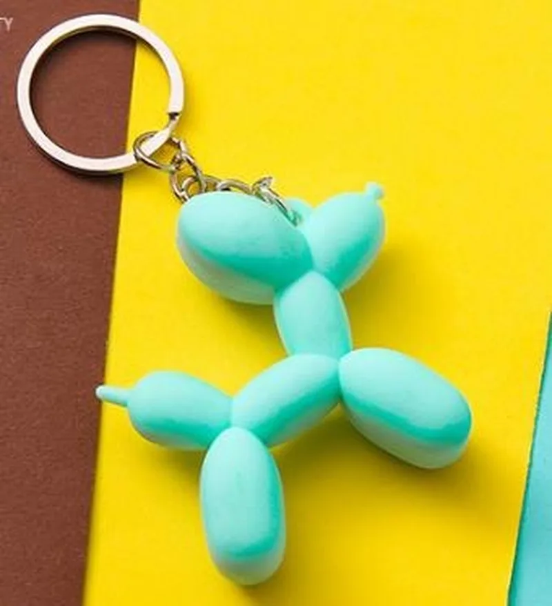 

Fashion punk air bag dog key fob PU leather dog key fob is used for women's bag pendant jewelry jewelry men's car key ring key