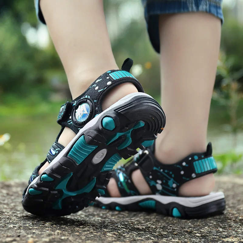 

Children shoes Fashion Barefoot protection non-slip breathable waterproof Beach sandals boys leisure sports children sandals