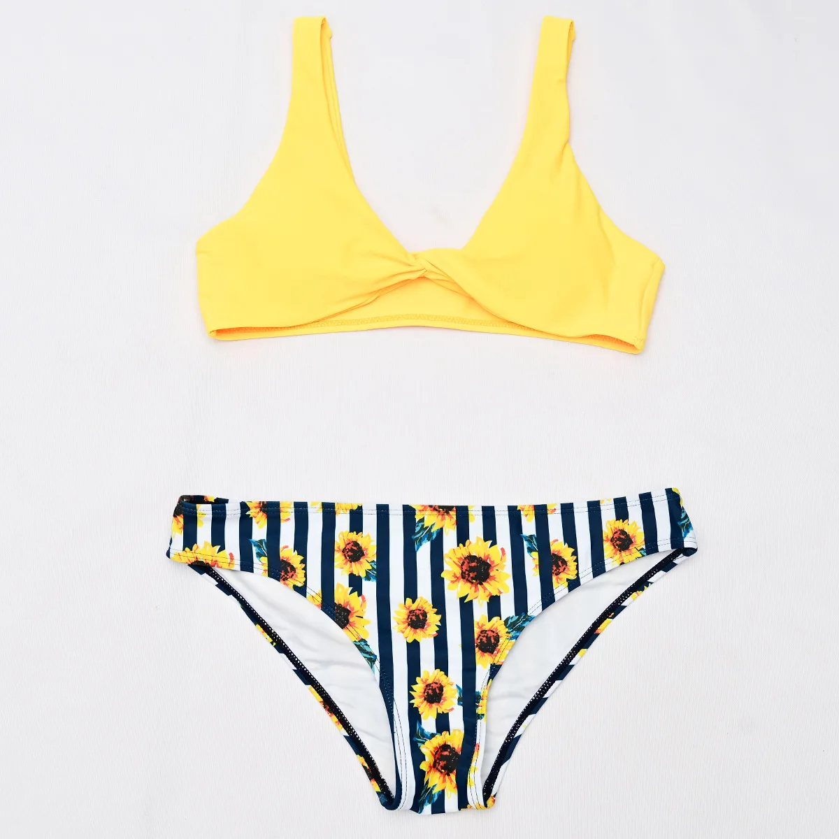 

Sexy Woman Bikinis Set Solid Color V-neck Print Mini Bikini Top Large Size Swimsuit With High Waist Floral Female Beauty