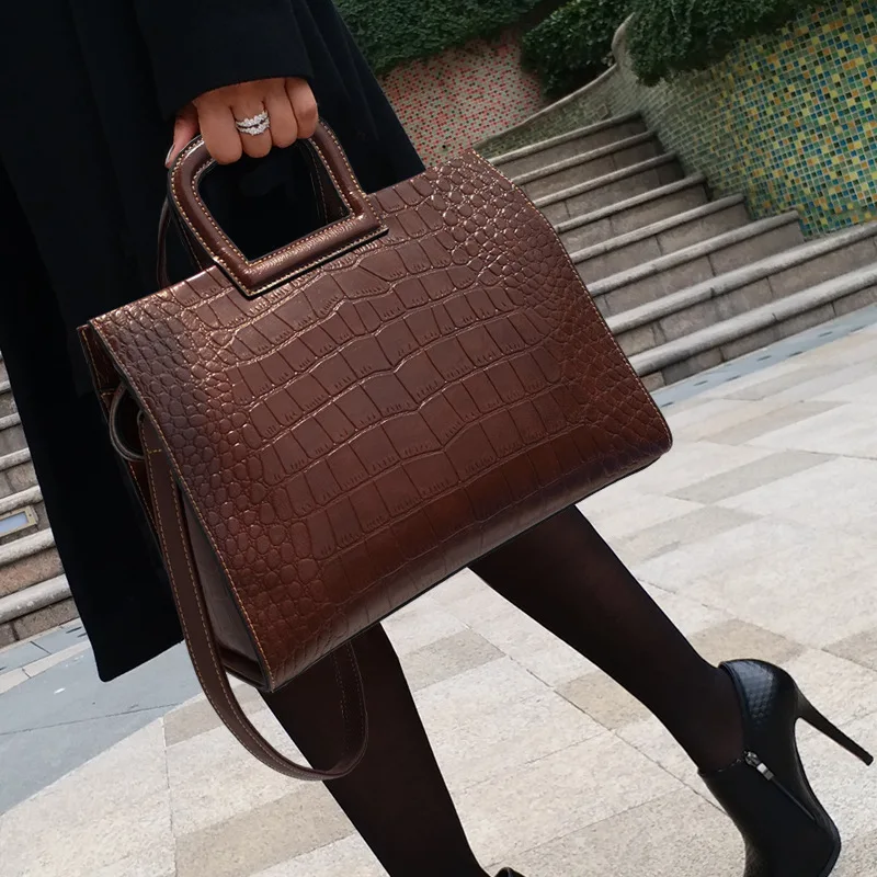 

100% Genuine Leather Bags New Fashion Single Shoulder Messenger Ladies Portable Large Capacity Bag Luxury Brand Handbags
