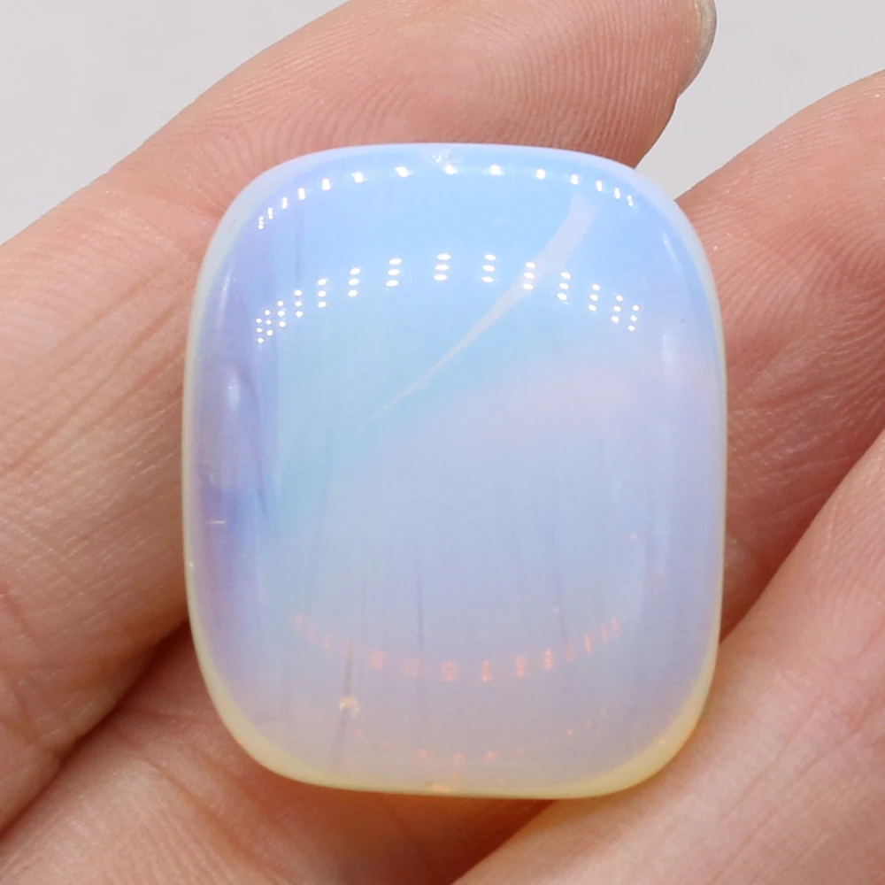 Полированные опаловые кварцевые кристаллы для декора 1 шт.