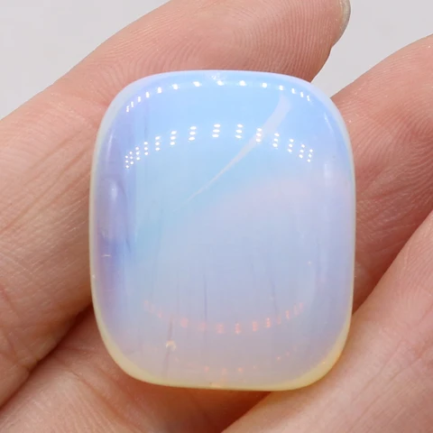 Полированные опаловые кварцевые кристаллы для декора 1 шт.