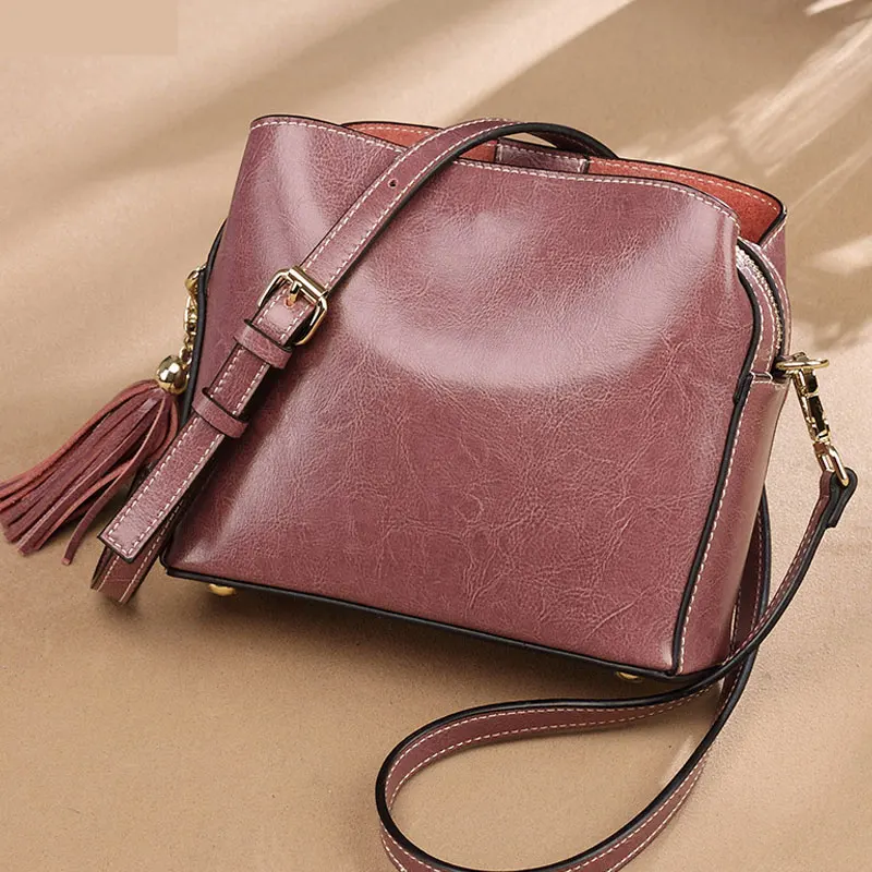 

2020 Leather Handbag New Trend Shoulder Bag Wax Leather Handbag Atmospheric Messenger Bag Solid Color Fashion Retro Bucket Bag