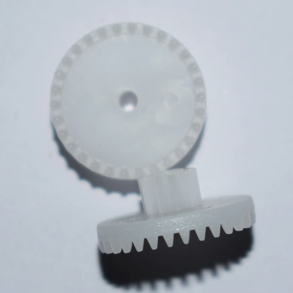 

2833 шт. 30 + 10T пластиковая корончатая Шестерня 2 мм holedron rc автомобиль самолет Робот детские игрушки для мальчиков diy Детские аксессуары Монтессори GPC30102A