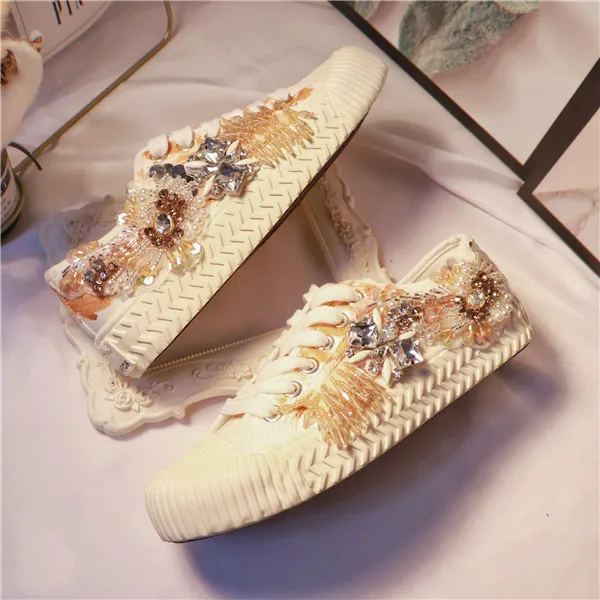 

2021 heavy industry rhinestone beaded graffiti dirty shoes all-match Korean casual flat hip hop canvas shoes