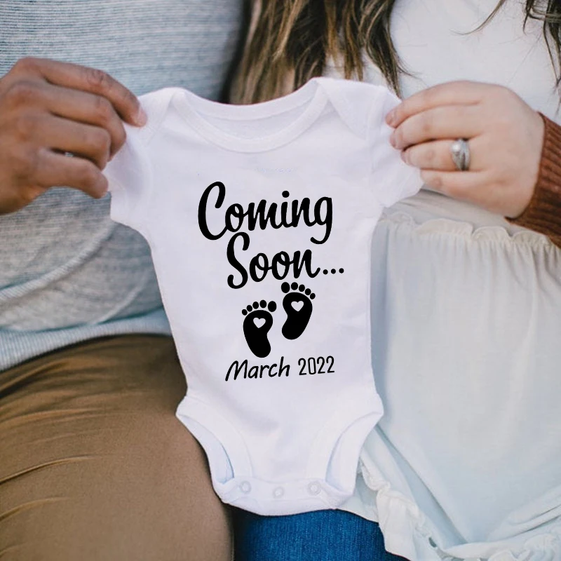 

Baby Announcement Onesies Coming Soon 2021 Newborn Baby Bodysuits Cotton Summer Boys Girls Romper Body Pregnancy Reveal Clothes