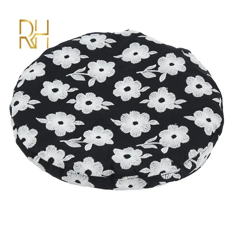 Женский берет с цветочной вышивкой черный и розовый весна лето 2020|Женские береты|