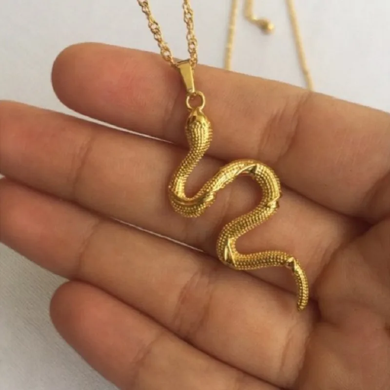 

Zodiac Snake Necklace For Women Men Gold Color Stainless Steel Neck Chain Male Female Pendant Necklace Jewelry BFF Collier Femme