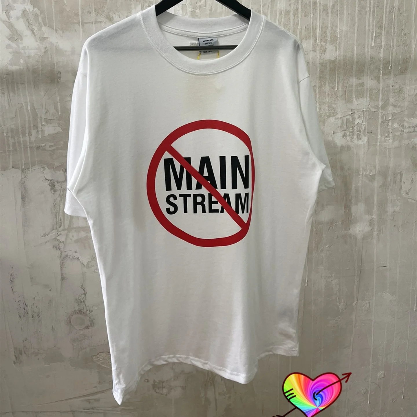 

Белая футболка с коротким рукавом для мужчин и женщин, не распространенный принт, топ VTM, ограниченная серия