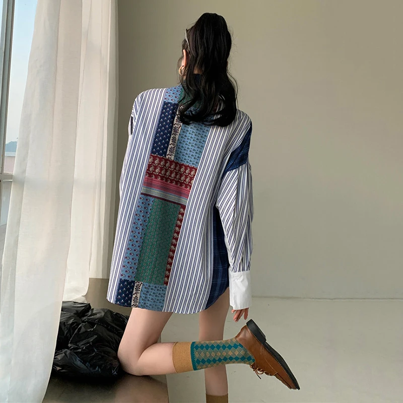 

SONDR Women Blye Striped Pattern Denim Big Size Blouse New Lapel Long Sleeve Loose Blue Shirt Coats Fashion Spring Autumn 2021