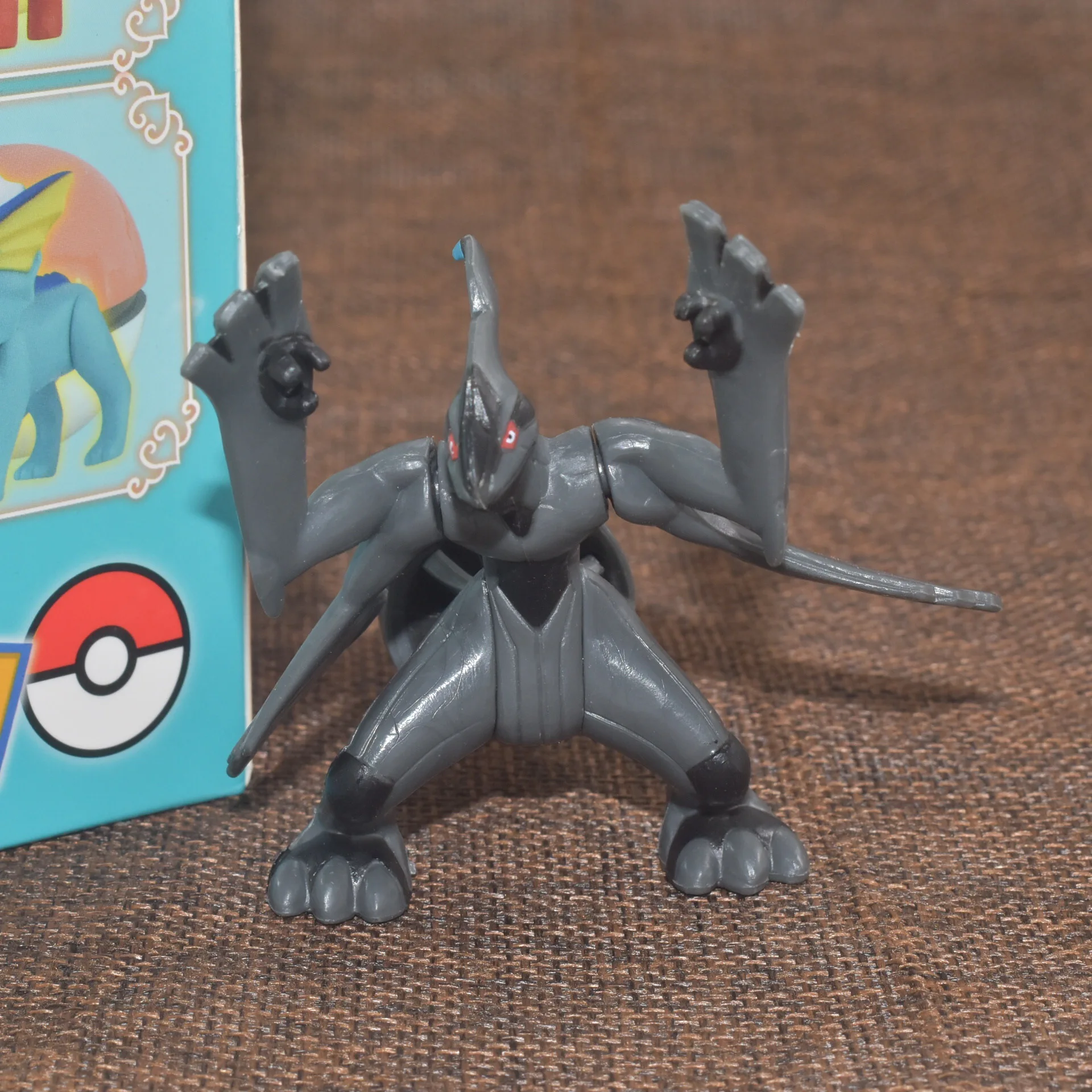 no retail box 6-8 см Большой размер Arceus Zekrom Blaziken Machamp Pinsir фигурка игрушки детские подарки pokemones прекрасный автомобиль украшение подарки - Цвет: no retail box
